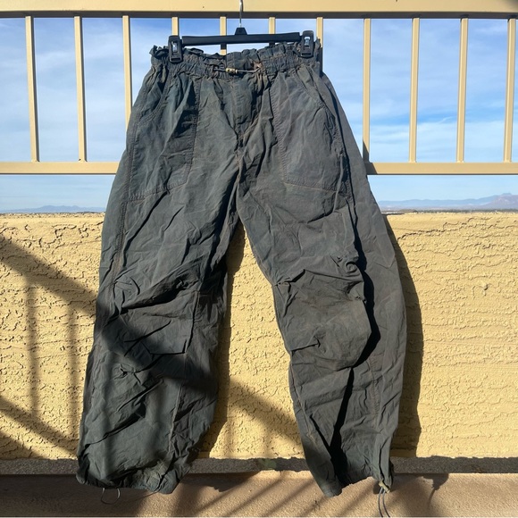 Urban Outfitters Parachute Pants - Picture 4 of 5